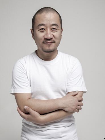 李彧个人资料,才华横溢的青年才俊，多领域成就斐然